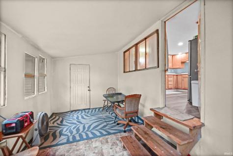 6859 N 1225 W Monticello IN 47960