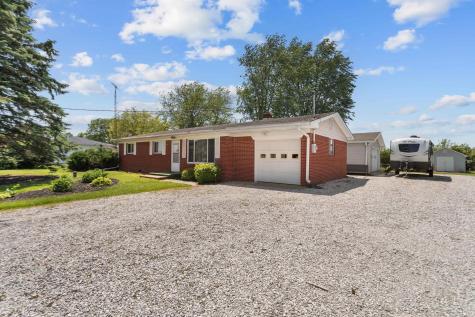 251 N 1100 E Road Greentown IN 46936