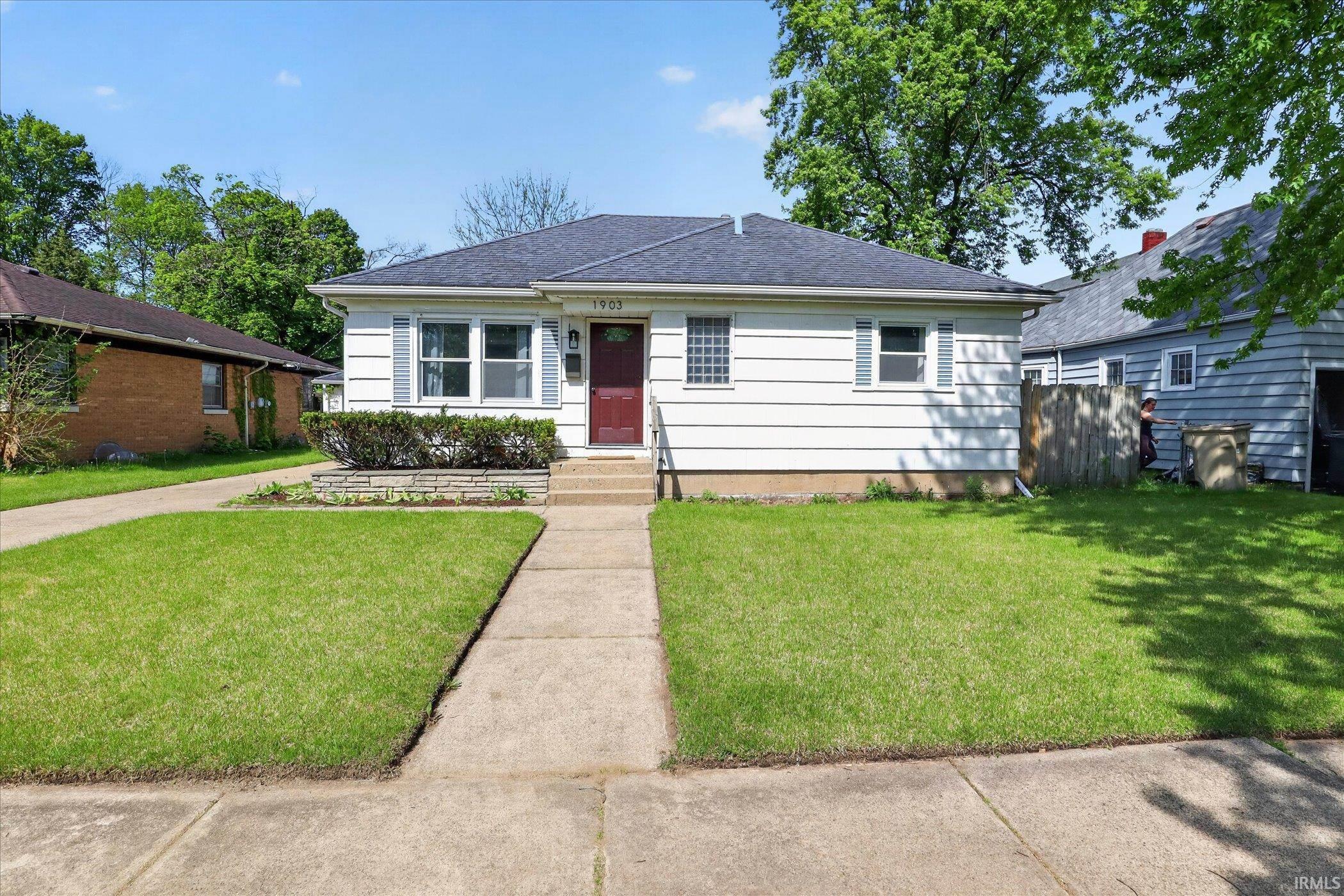 1903 Kessler Boulevard South Bend IN 46616