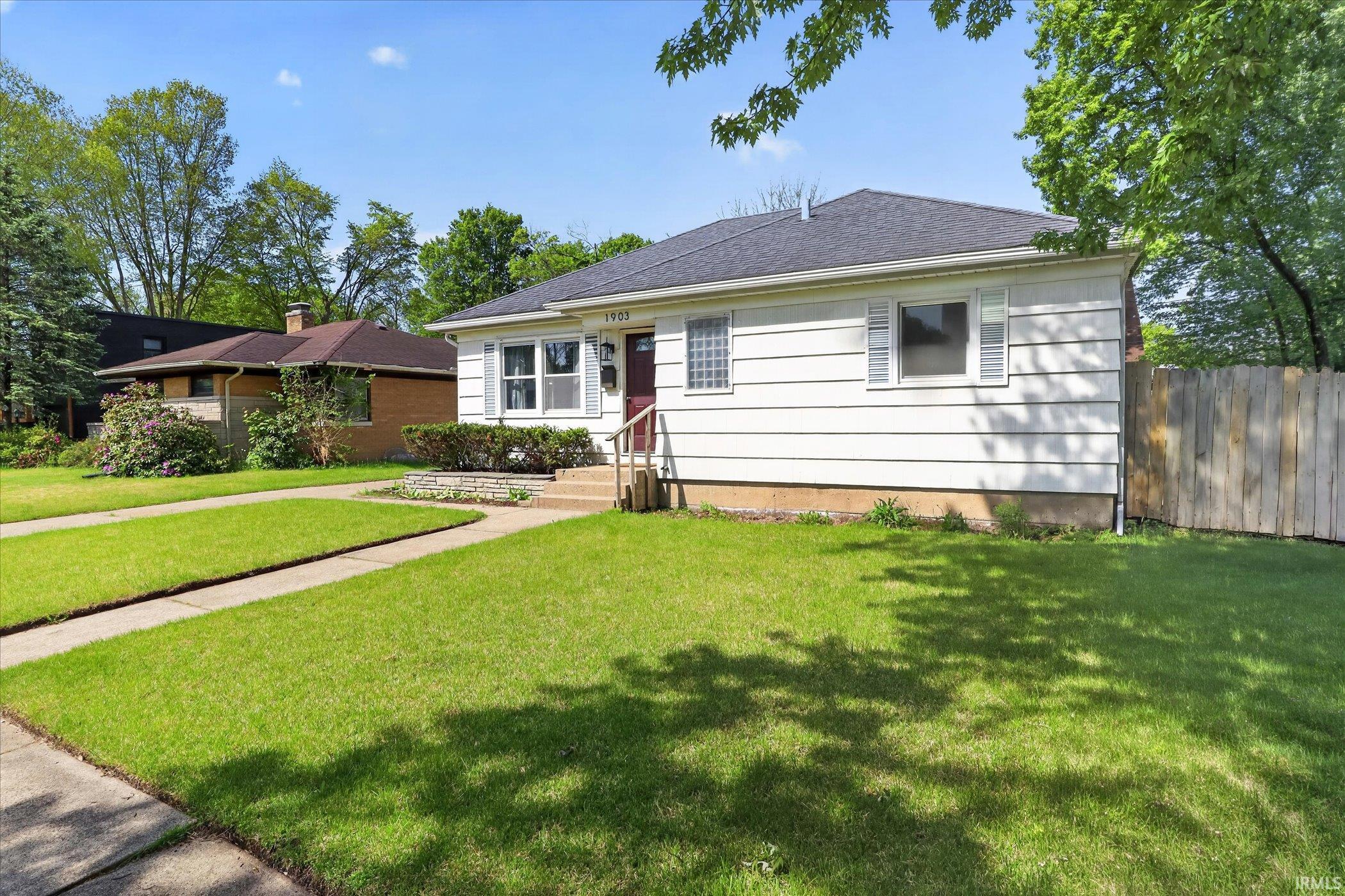 1903 Kessler Boulevard South Bend IN 46616
