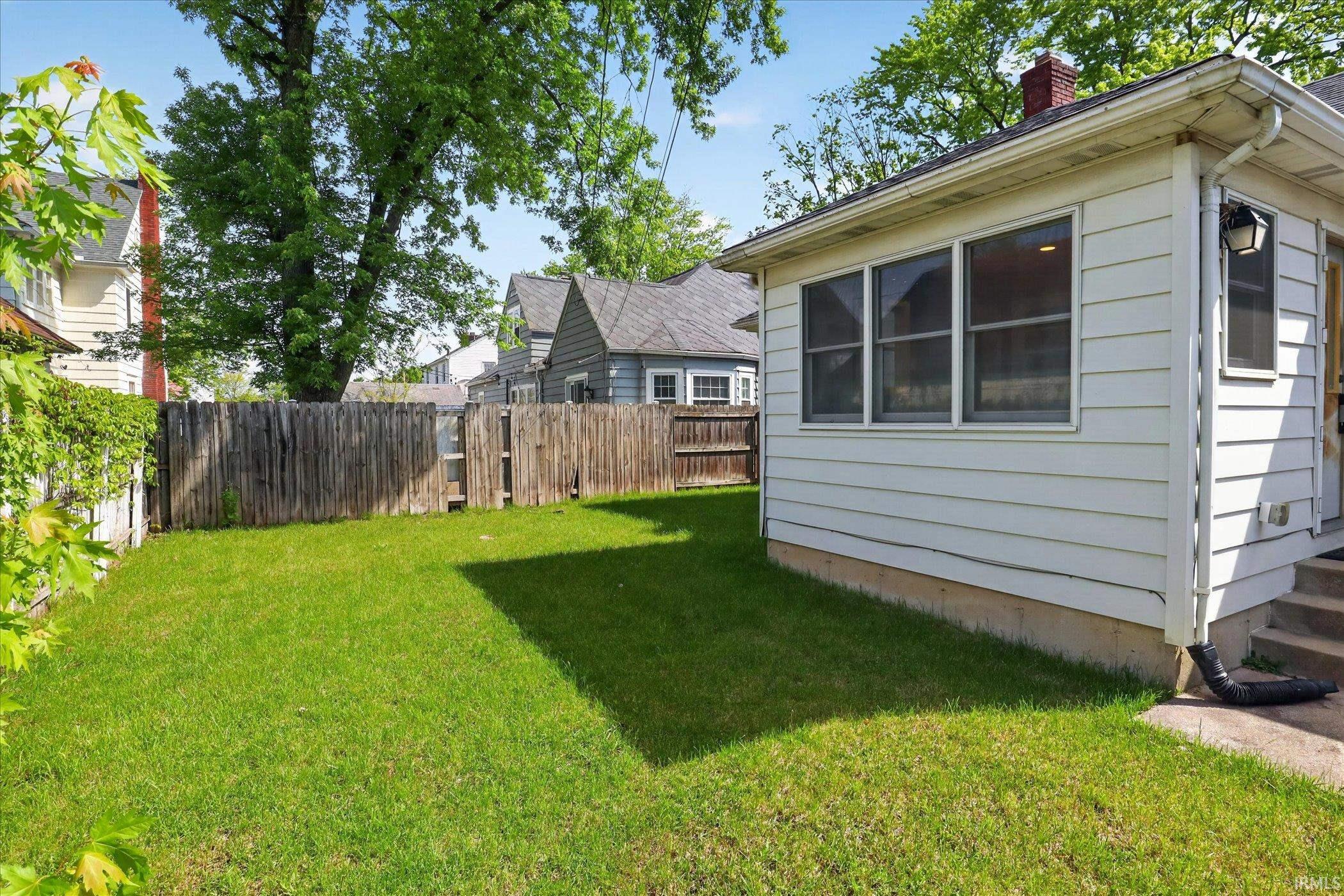 1903 Kessler Boulevard South Bend IN 46616