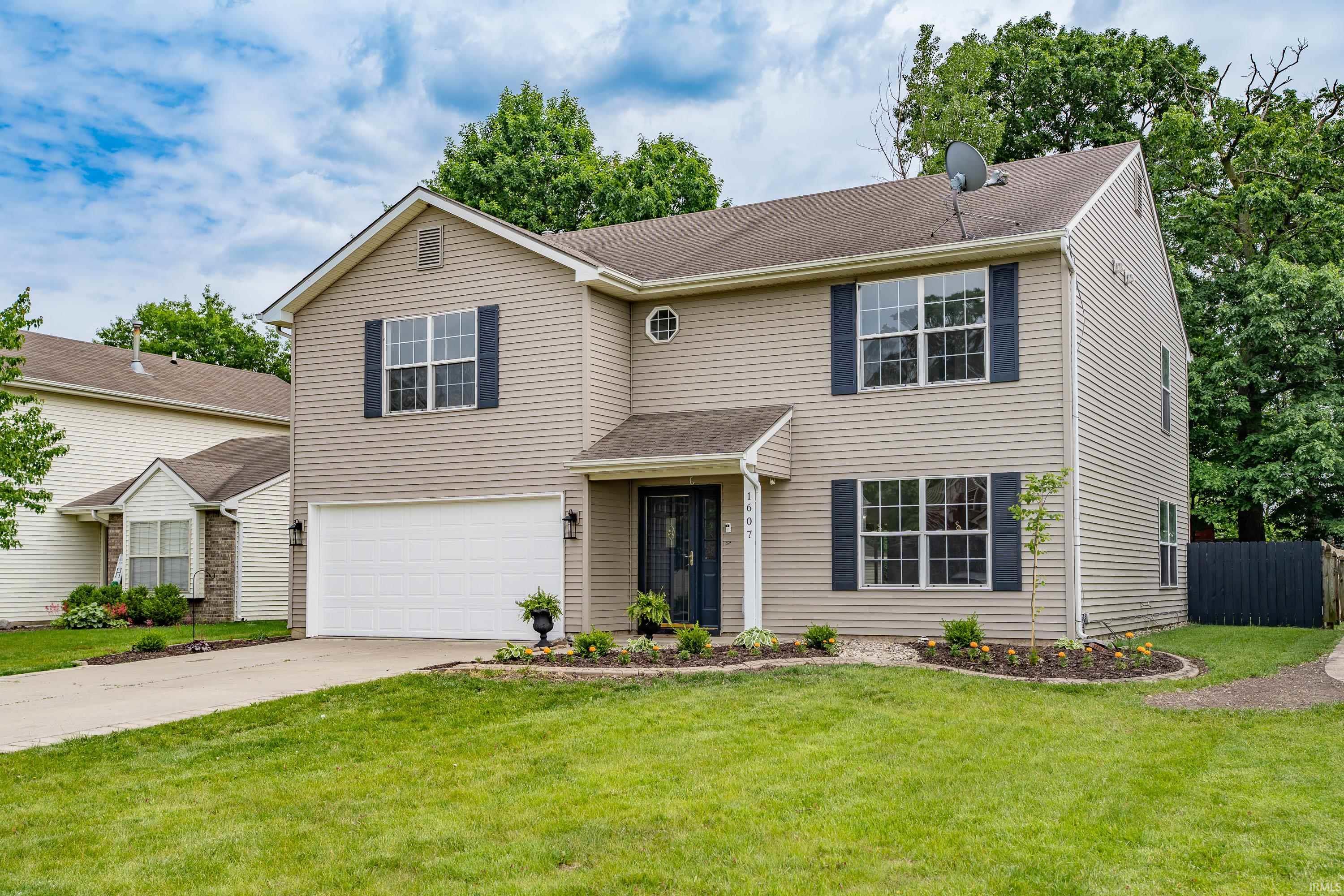 1607 Bear Claw Lane Fort Wayne IN 46845