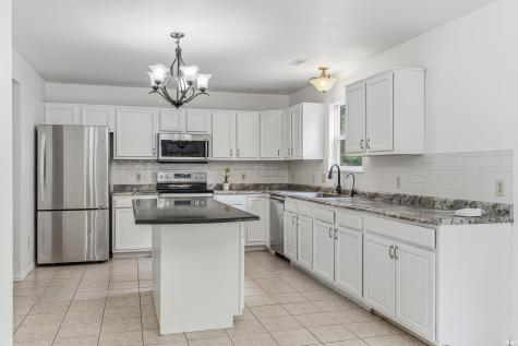 1607 Bear Claw Lane Fort Wayne IN 46845