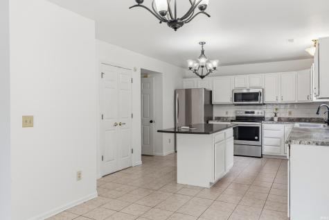 1607 Bear Claw Lane Fort Wayne IN 46845