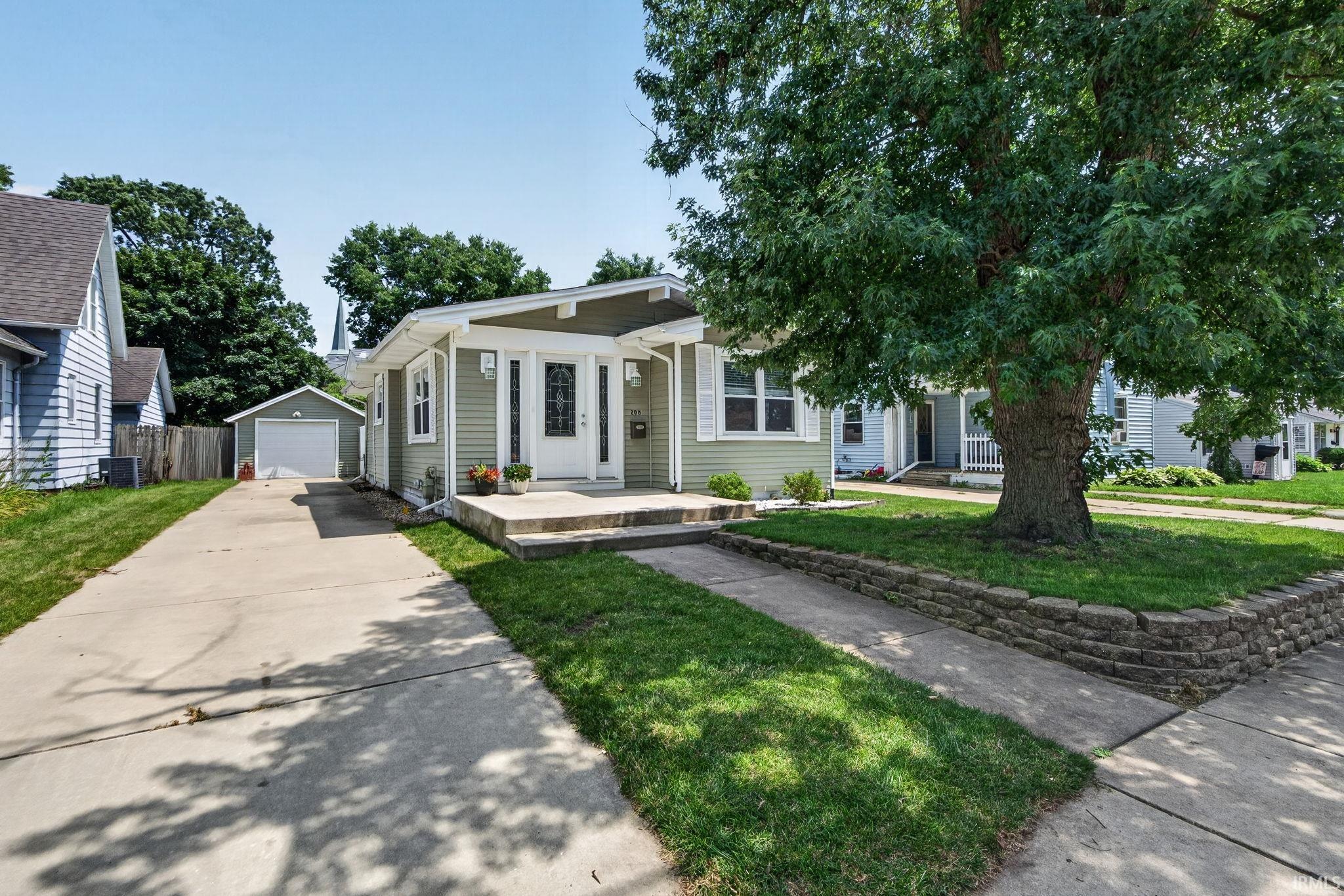 208 S Virgil Street Mishawaka IN 46544