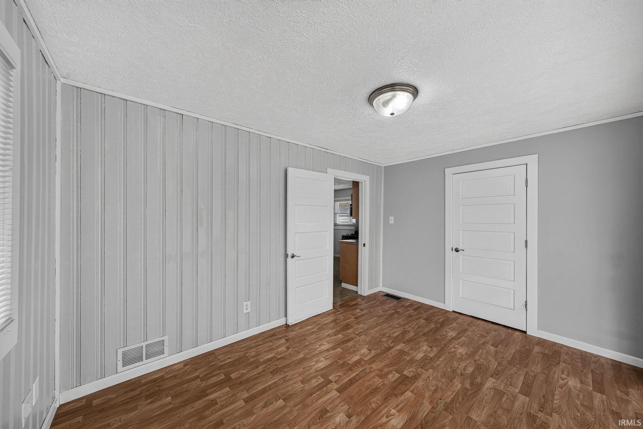 208 S Virgil Street Mishawaka IN 46544