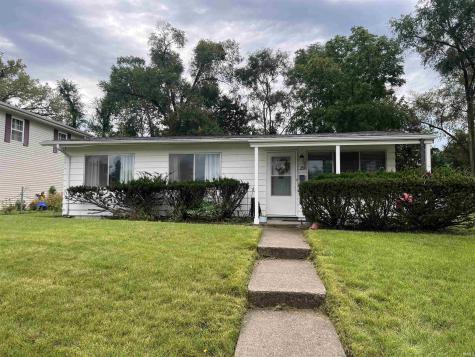1854 N Elmer Street South Bend IN 46628