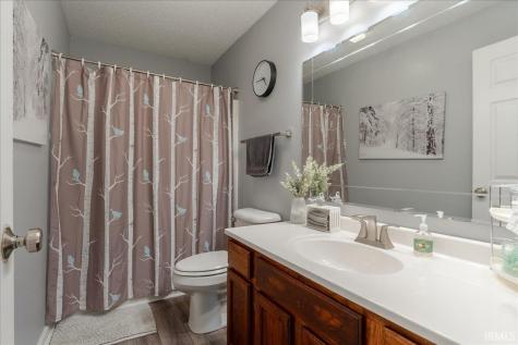 2919 Woodside Court Evansville IN 47711