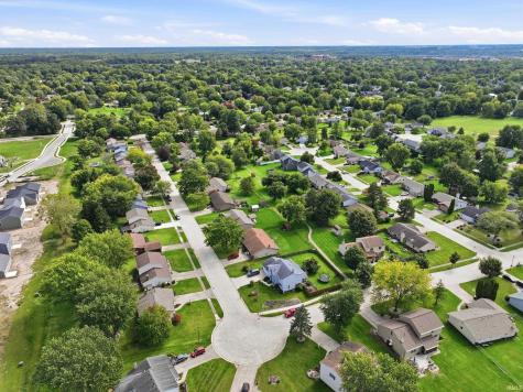 10018 Tiffany Drive Fort Wayne IN 46804
