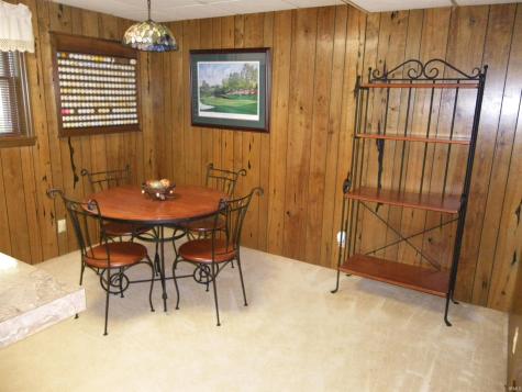 516 Holly Hill Drive Evansville IN 47710