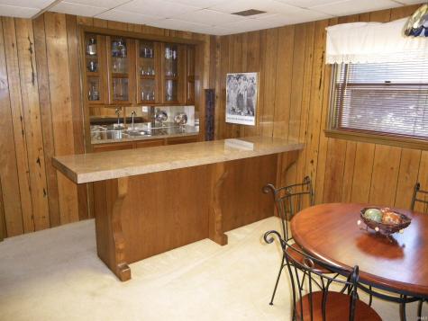 516 Holly Hill Drive Evansville IN 47710