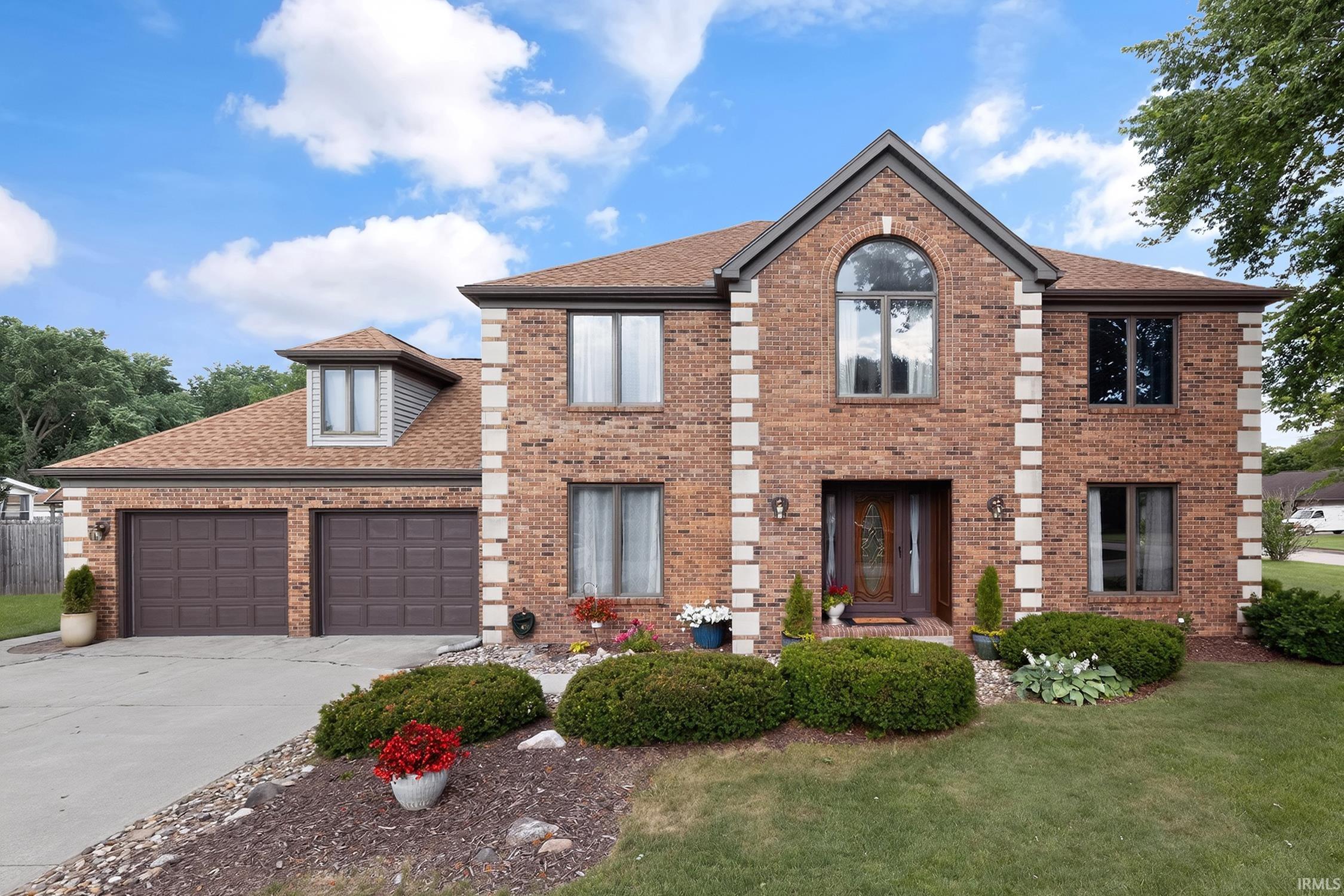 55828 Nursery Avenue Mishawaka IN 46545