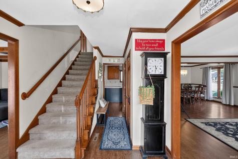 55828 Nursery Avenue Mishawaka IN 46545