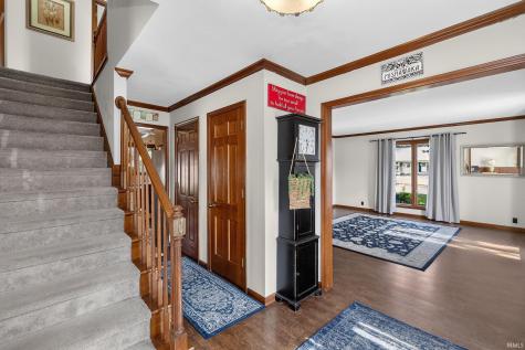 55828 Nursery Avenue Mishawaka IN 46545