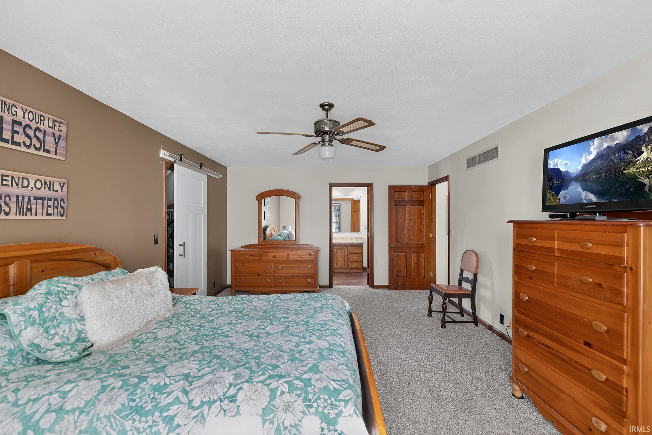 55828 Nursery Avenue Mishawaka IN 46545