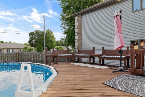 55828 Nursery Avenue Mishawaka IN 46545