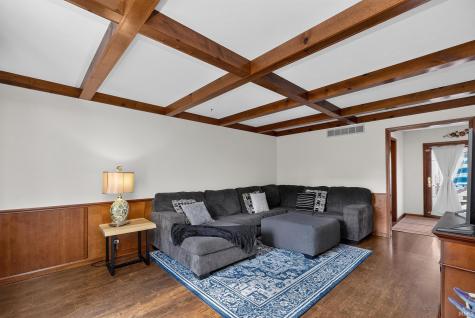 55828 Nursery Avenue Mishawaka IN 46545