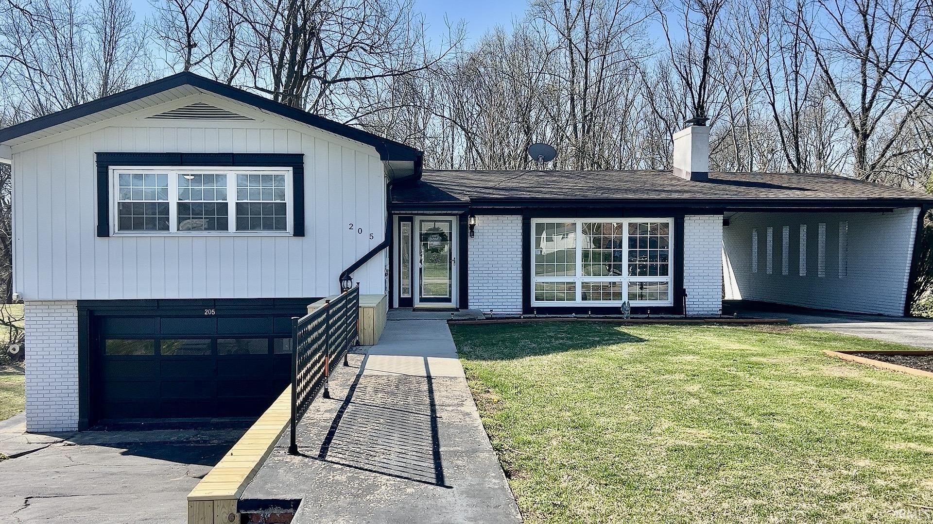 205 W Crestview Drive Owensville IN 47665