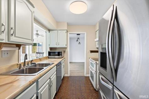 1621 Hemlock Road Lafayette IN 47905