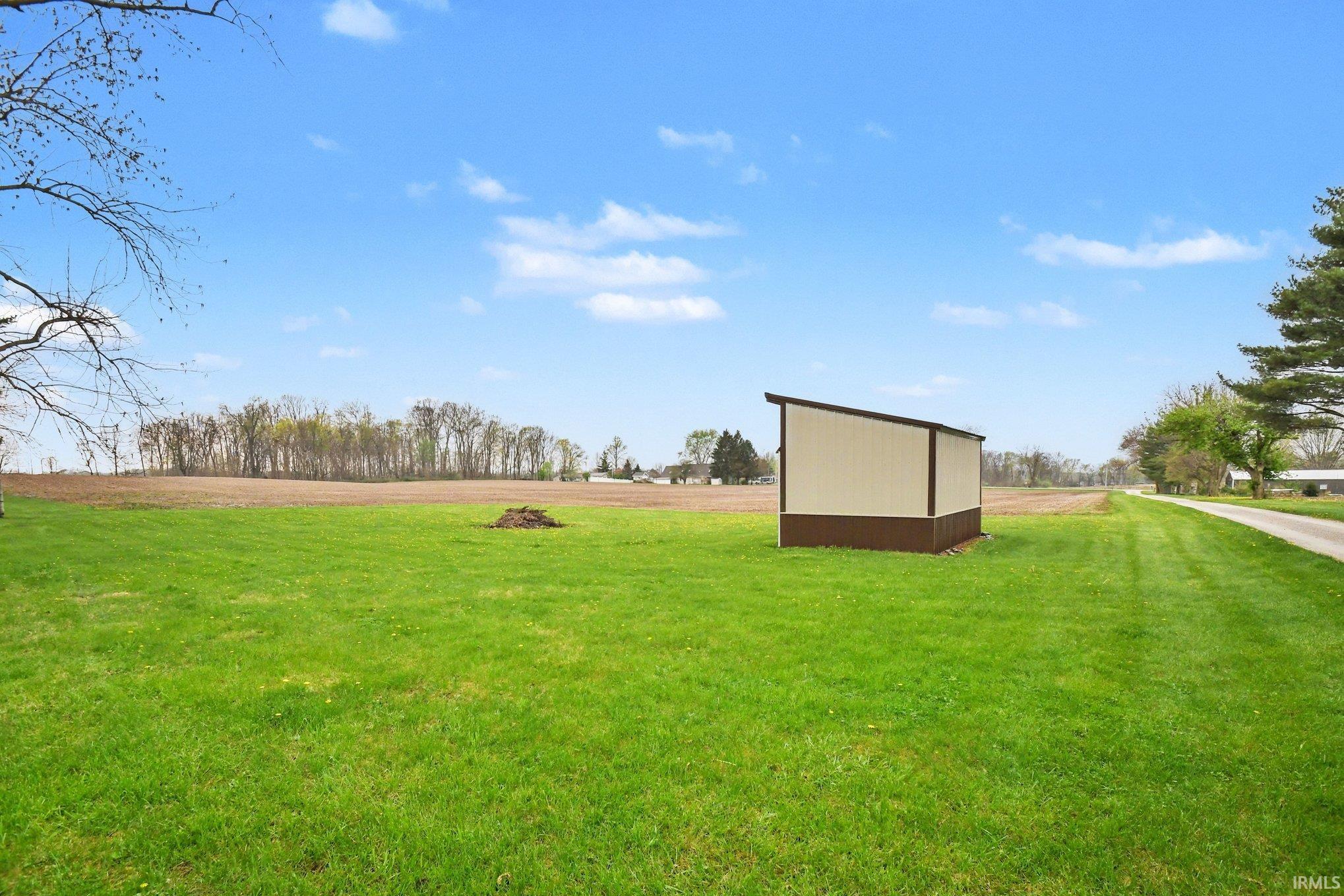 2552 N 325 E Road Warsaw IN 46582