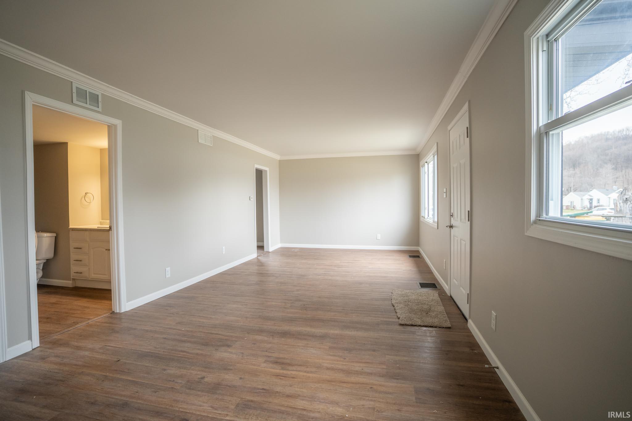 918 SW Dale Street Mishawaka IN 46544