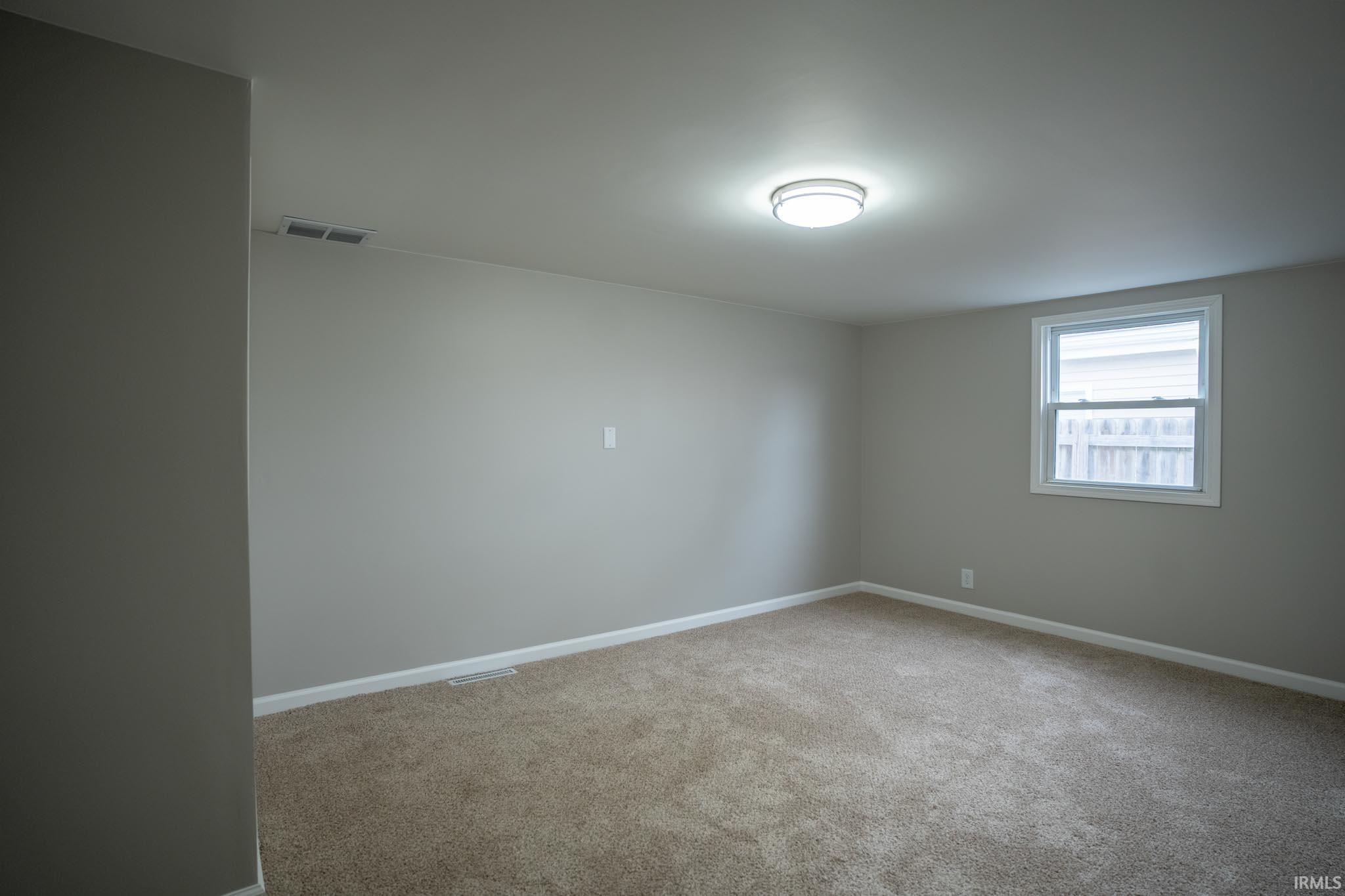 918 SW Dale Street Mishawaka IN 46544