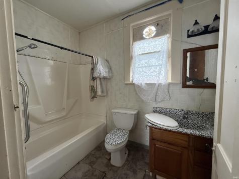 1318 Fountain Avenue Evansville IN 47710