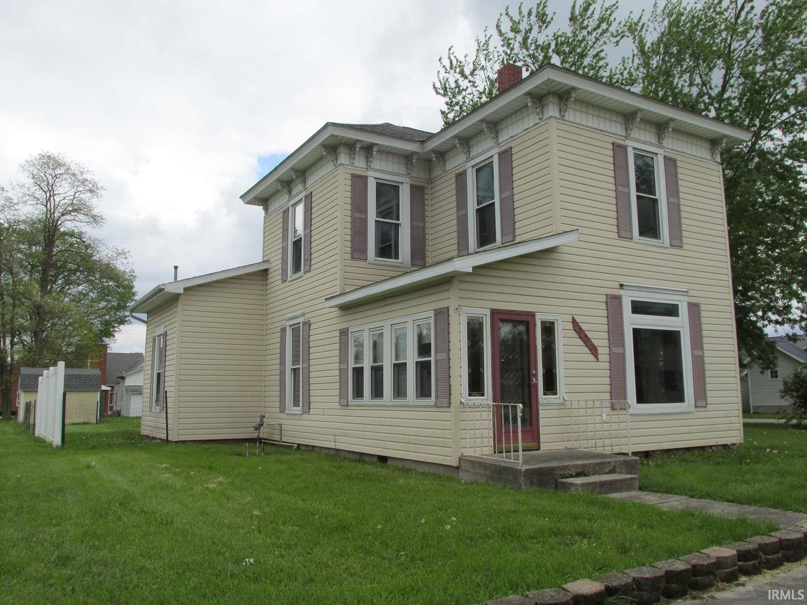 725 N Main Street Warren IN 46792