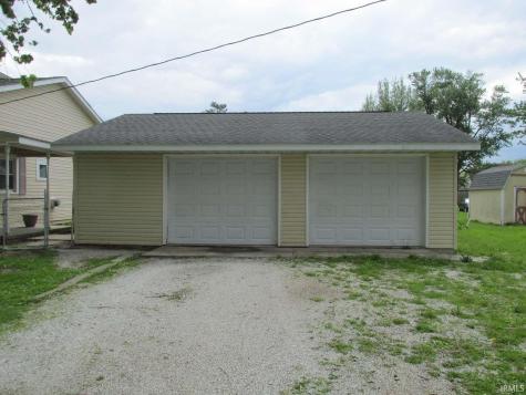 725 N Main Street Warren IN 46792
