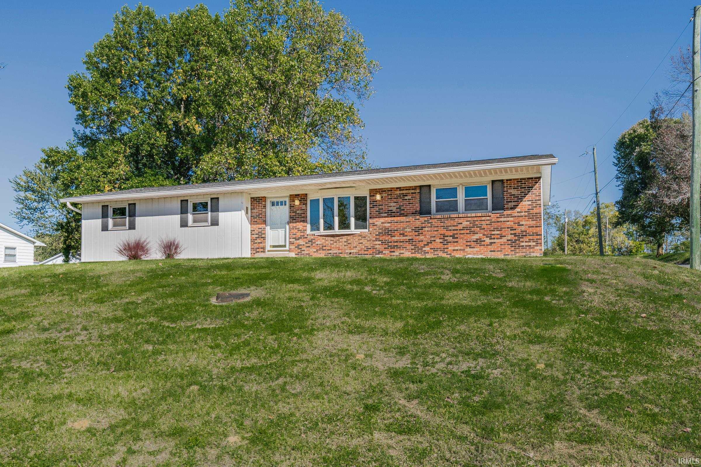 13 N Knapp Road Bloomington IN 47404