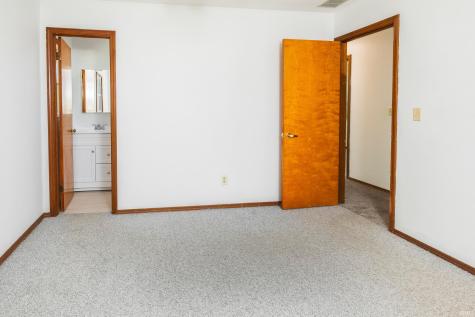 13 N Knapp Road Bloomington IN 47404