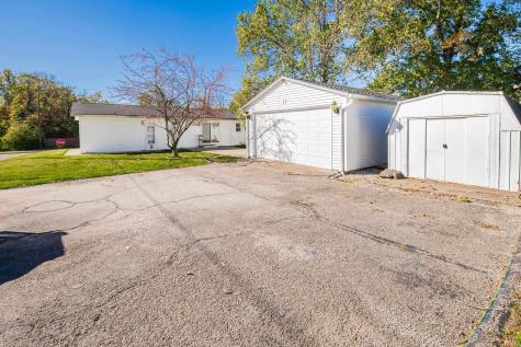13 N Knapp Road Bloomington IN 47404