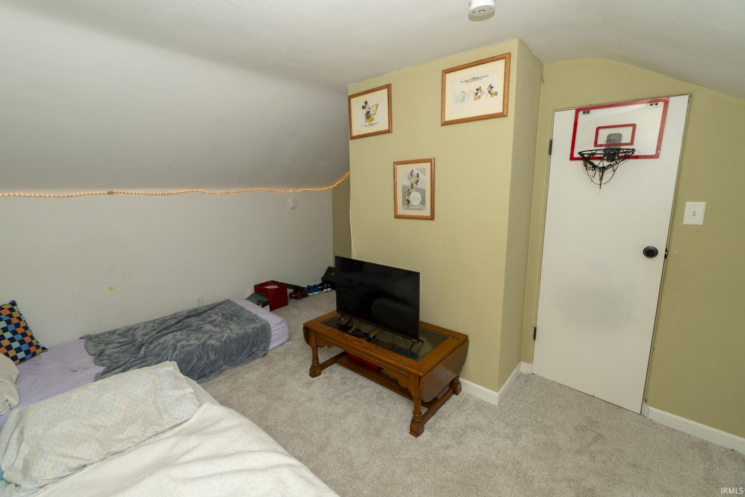54514 Norwood Drive South Bend IN 46628