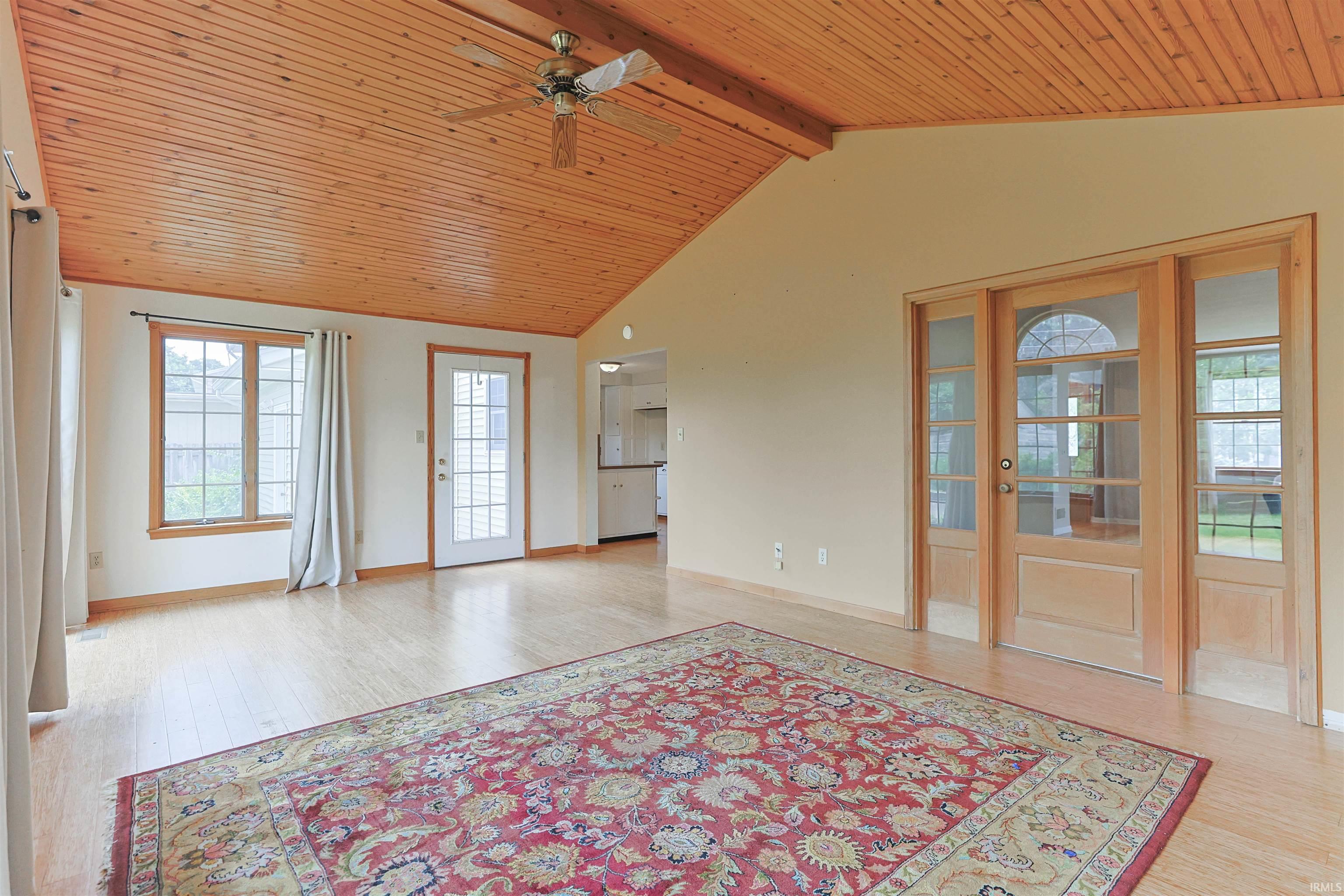 1609 Hoover Avenue South Bend IN 46615