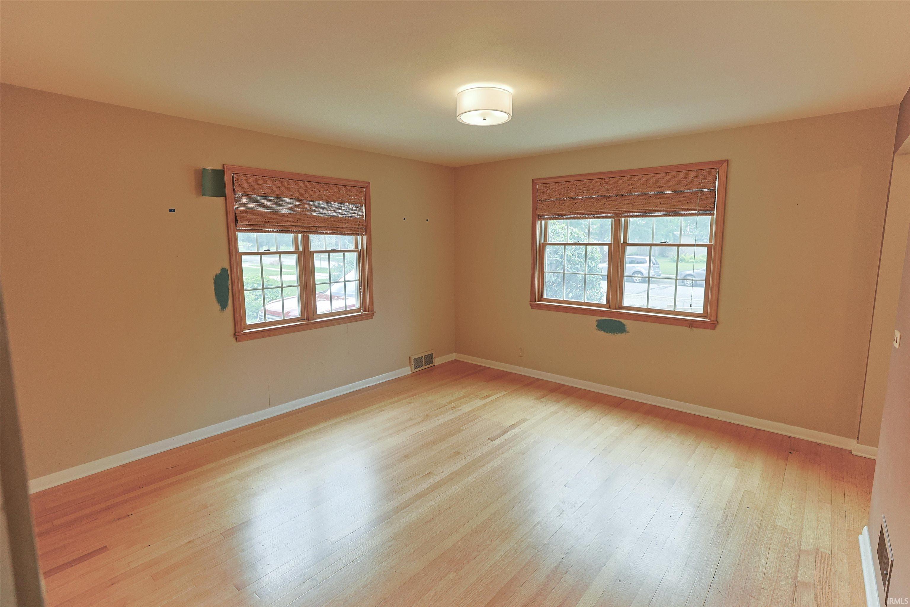 1609 Hoover Avenue South Bend IN 46615