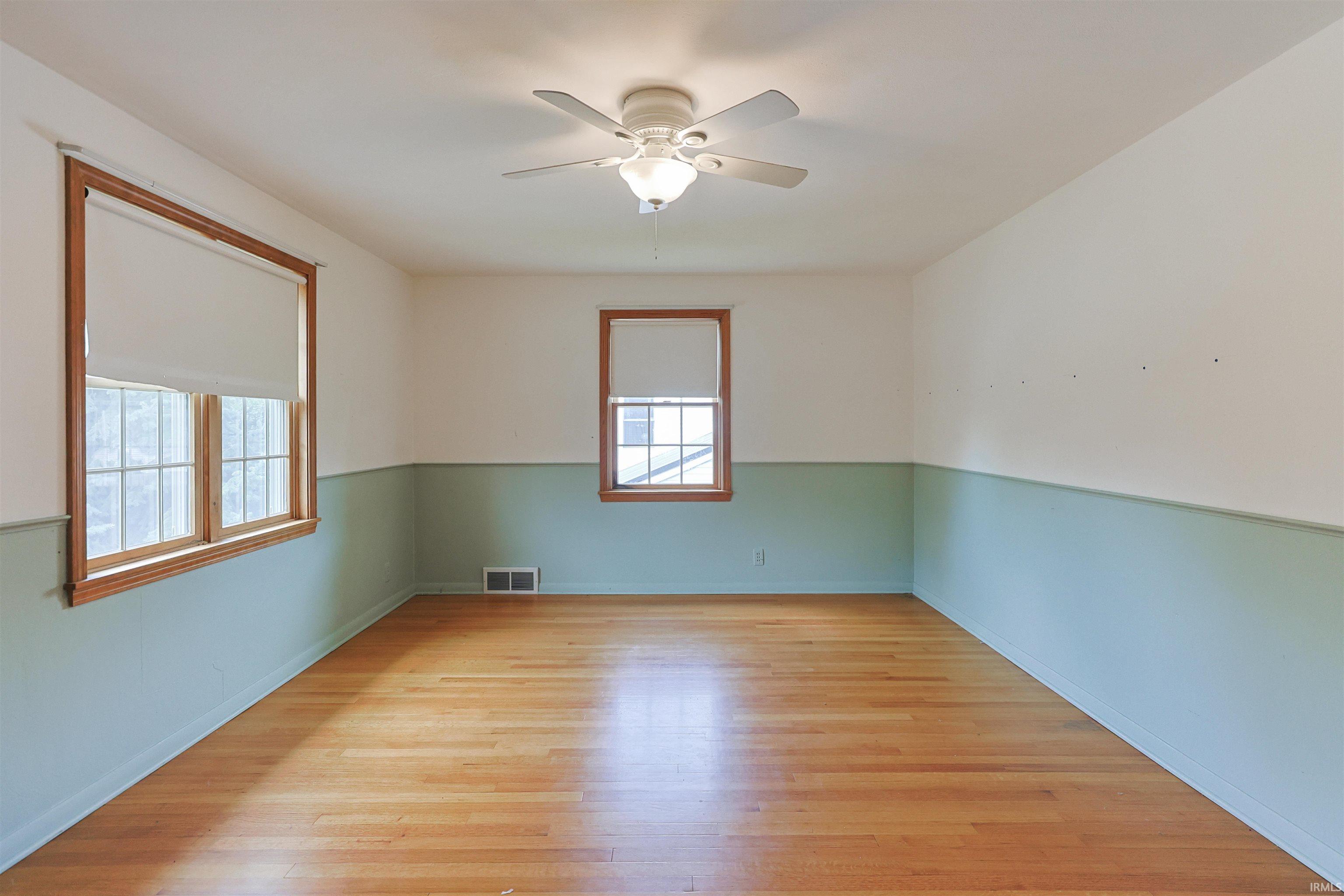1609 Hoover Avenue South Bend IN 46615