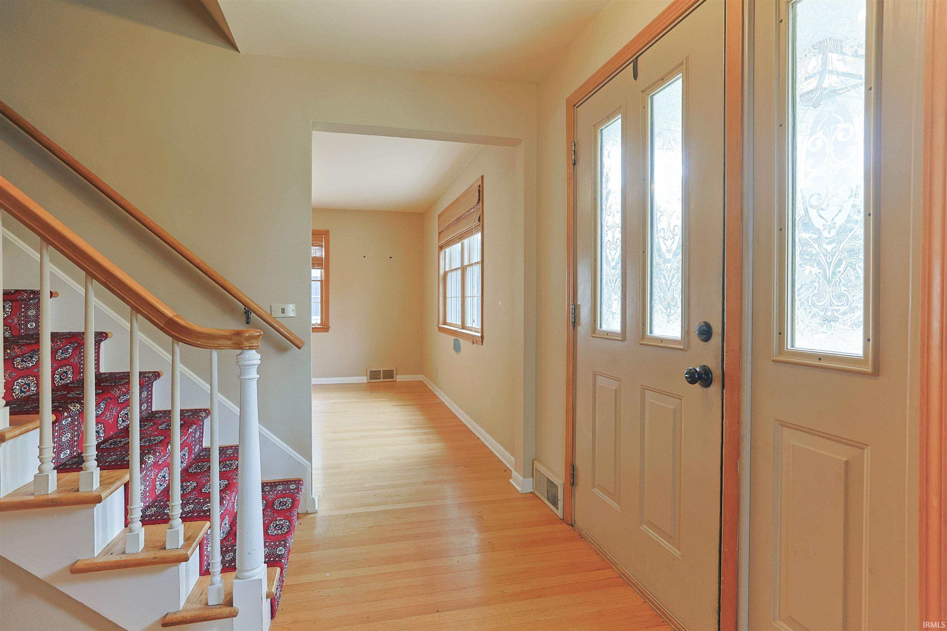 1609 Hoover Avenue South Bend IN 46615