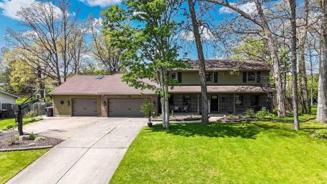 8209 Manor Drive Fort Wayne IN 46825