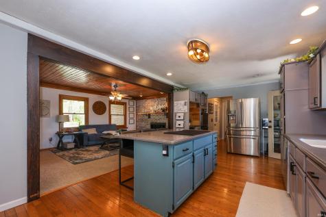 8209 Manor Drive Fort Wayne IN 46825