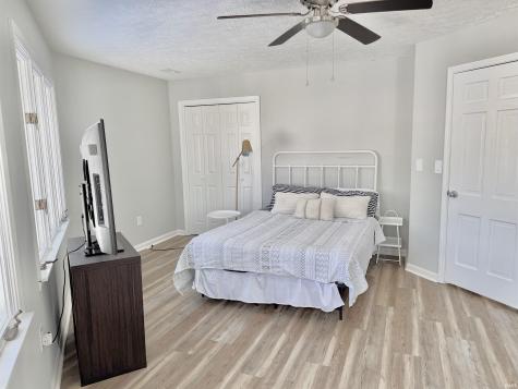 50 Woodlawn Village Drive Mitchell IN 47446