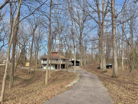 50 Woodlawn Village Drive Mitchell IN 47446