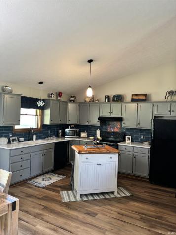 3270 Pixley Knob Road Henryville IN 47126