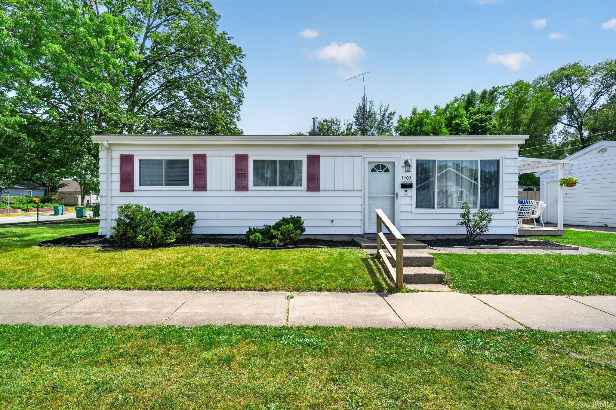 1403 W 6th Street Mishawaka IN 46544