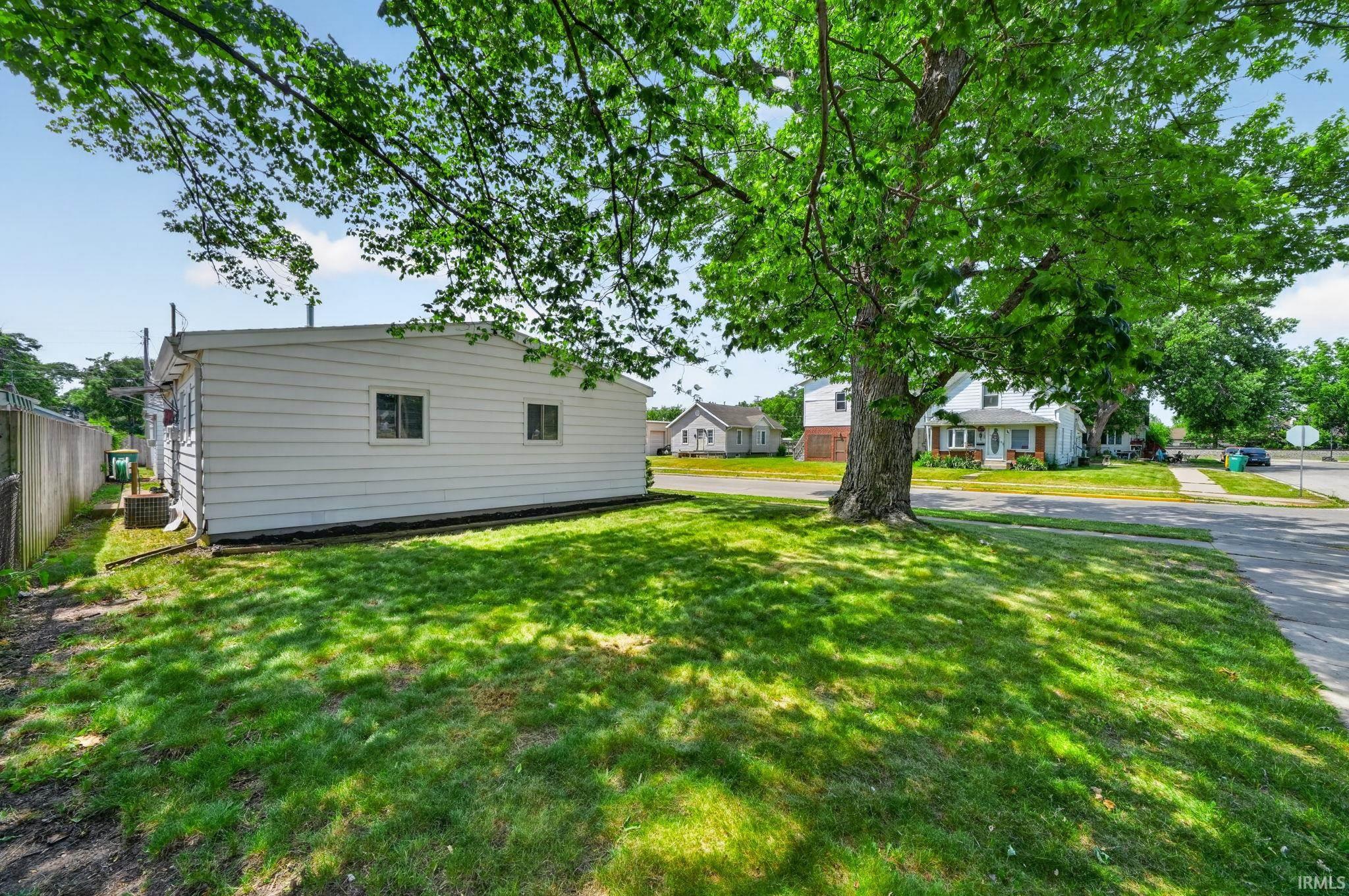 1403 W 6th Street Mishawaka IN 46544
