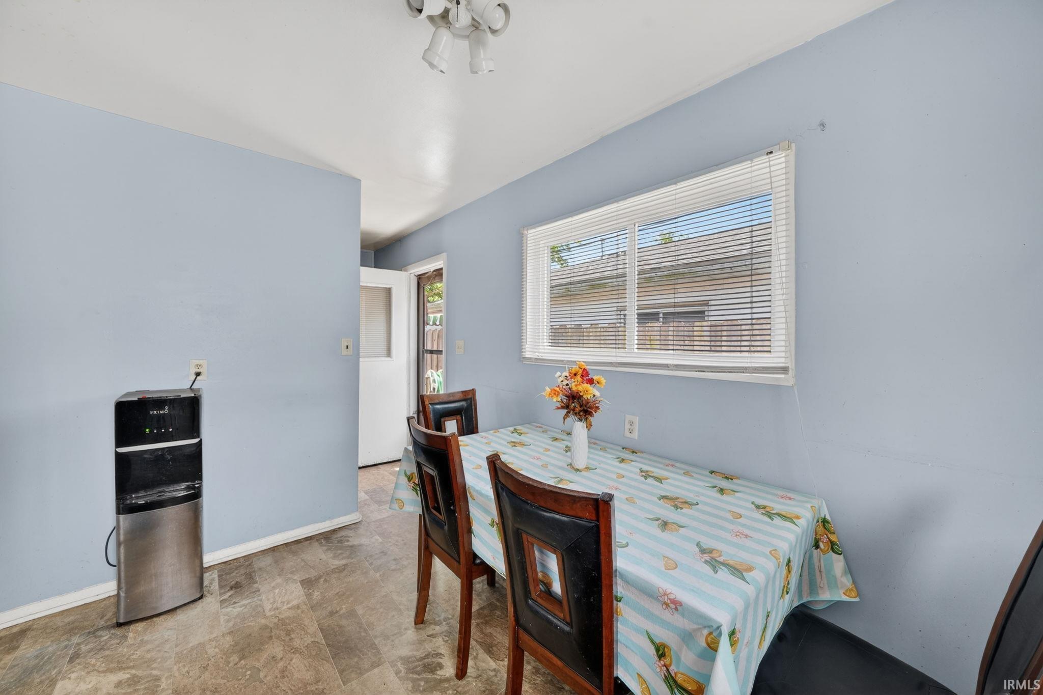 1403 W 6th Street Mishawaka IN 46544