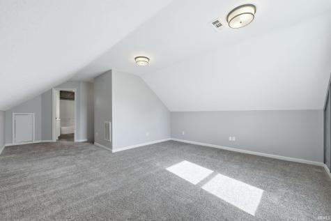 409 W Cox Drive Fort Wayne IN 46807