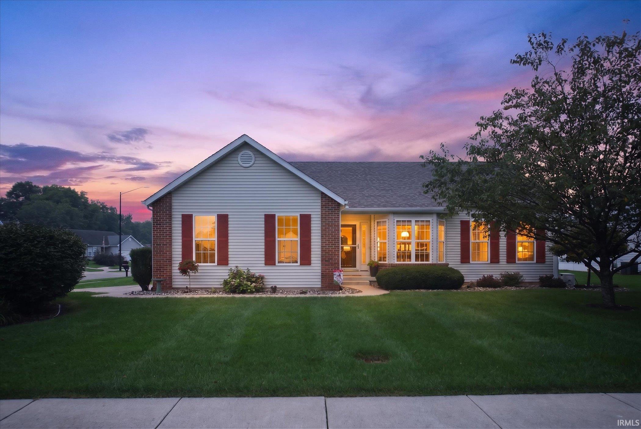 102 Livingston Bay Court Mishawaka IN 46544
