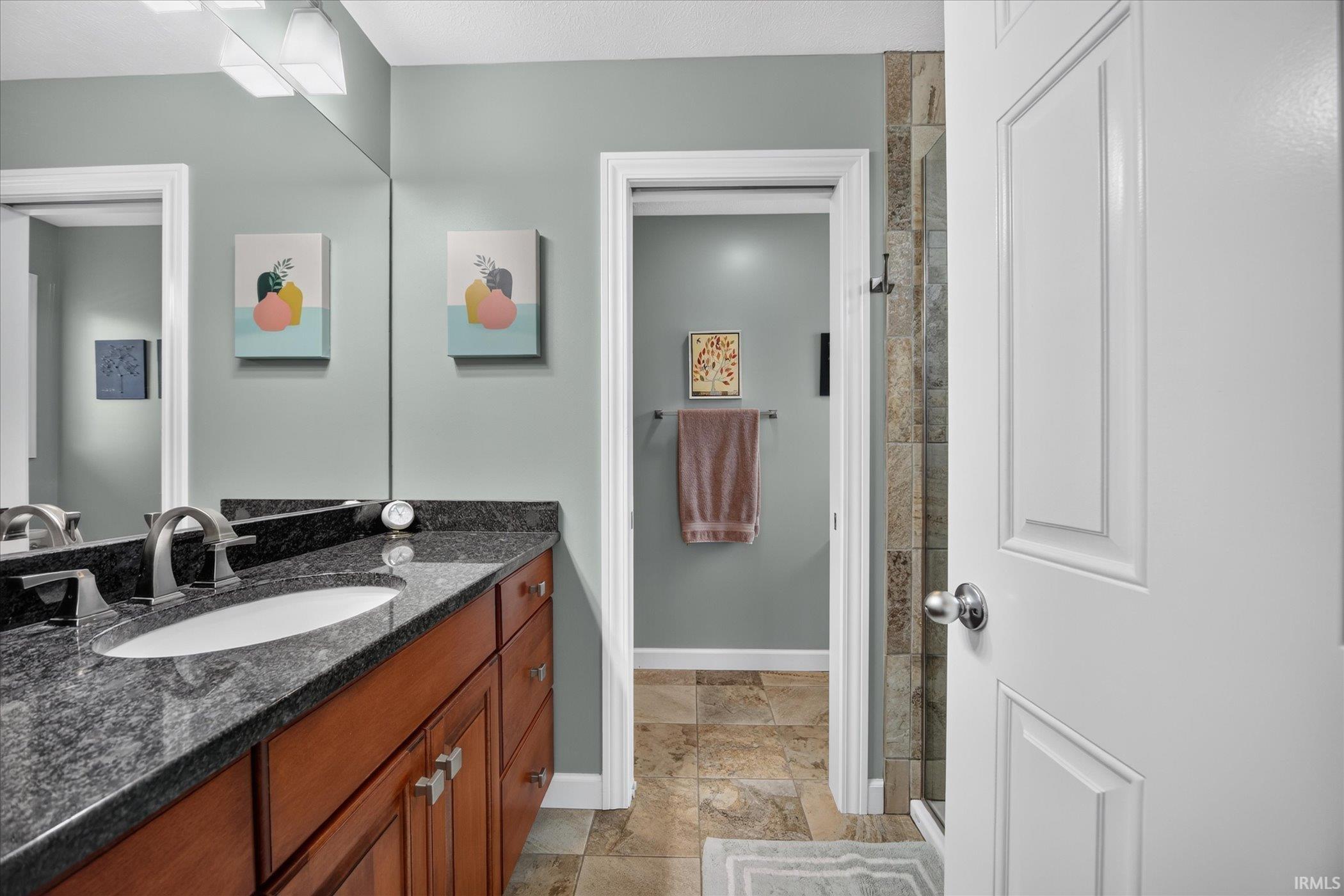 102 Livingston Bay Court Mishawaka IN 46544