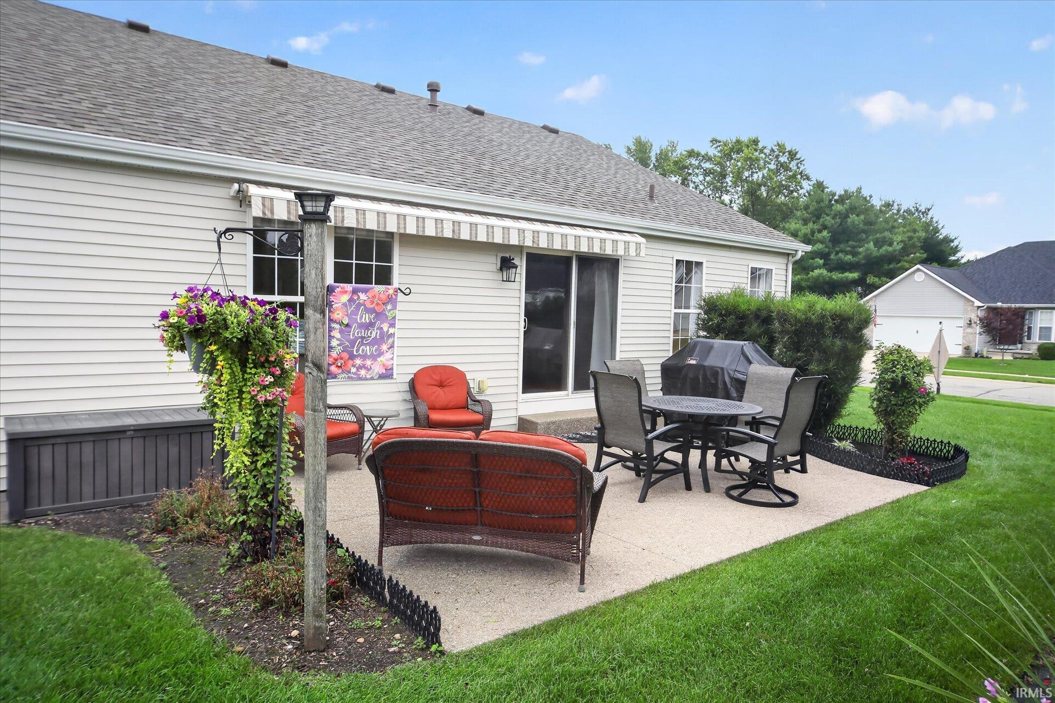102 Livingston Bay Court Mishawaka IN 46544