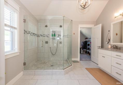 1568 S Andrew Circle Bloomington IN 47401